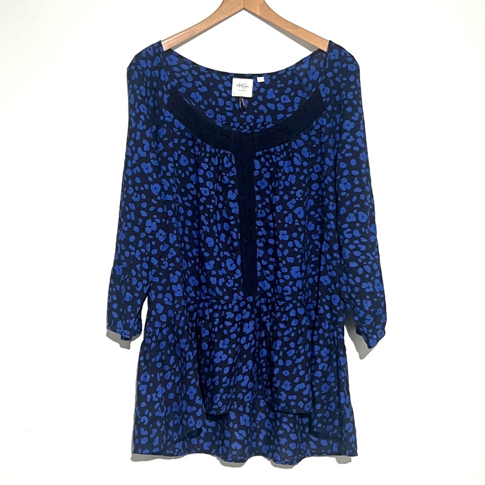 HD in Paris Black & Blue Blouse